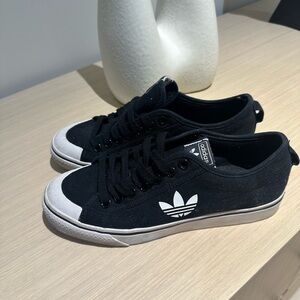 Adidas Nizza Trefoil sneakers